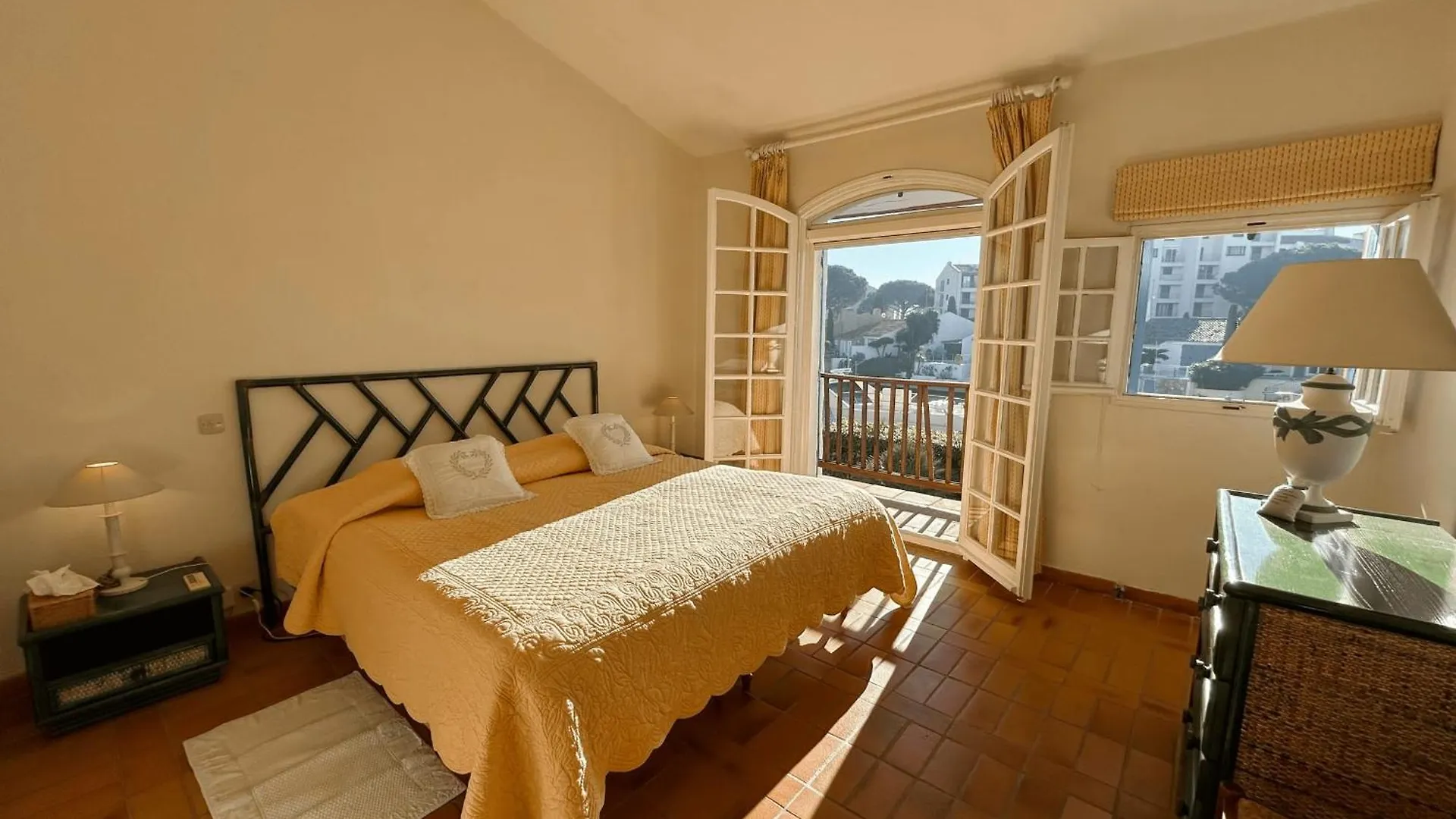Charming House With Swimming Pool And Mooring Villa Grimaud Holiday home